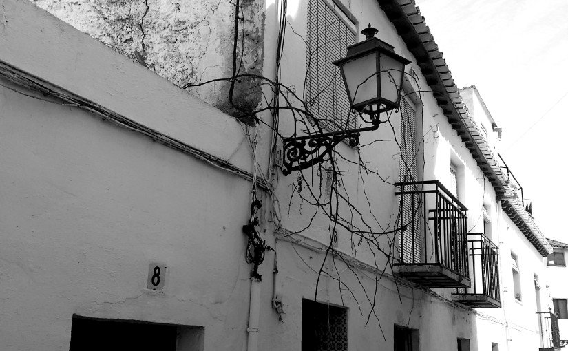 REHABILITACIÓN DE DOS VIVIENDAS.  c/alberzana 4 y 6. albaycin. granada