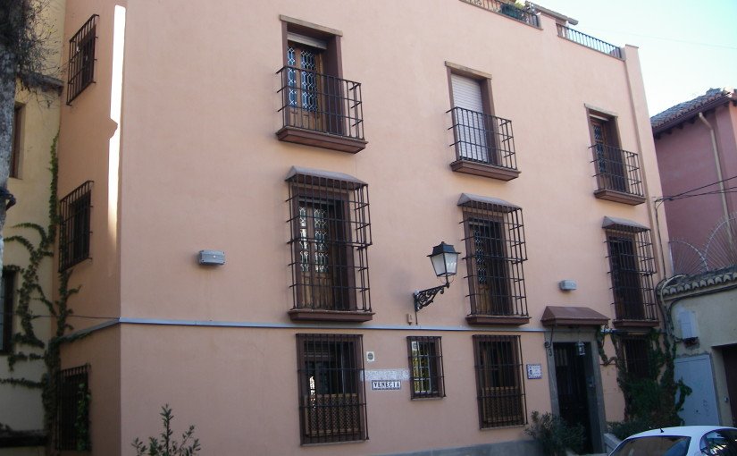 REHABILITACIÓN/ADAPT DE EDIFICIO.  plaza de la miga 3. granada
