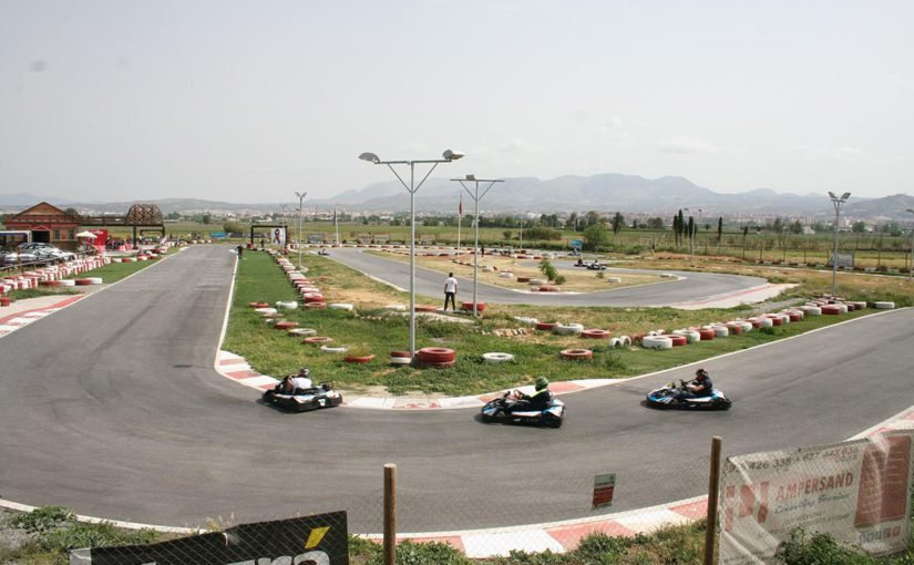 CIRCUITO DE KARTING Y BOXES.  vegas del genil (granada)
